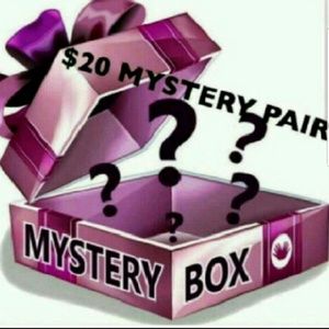 2 Mystery pair of New Lularoe leggings